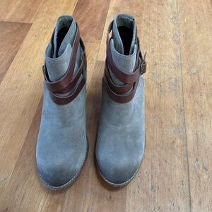 American Eagle Dolce Vita suede booties